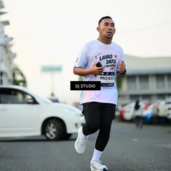 Runner Photo 7908149