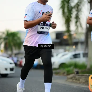 Runner Photo 7908150