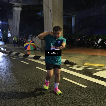Runner Photo 7908156