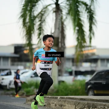 Runner Photo 7908176