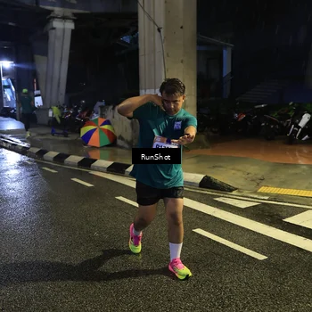 Runner Photo 7908178