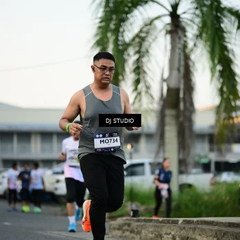 Runner Photo 7908190