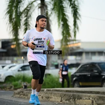 Runner Photo 7908220
