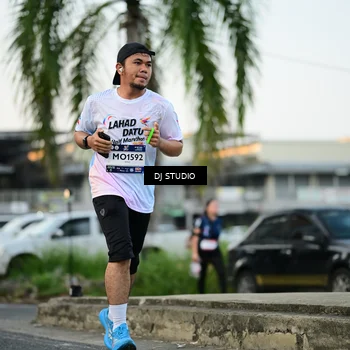 Runner Photo 7908222