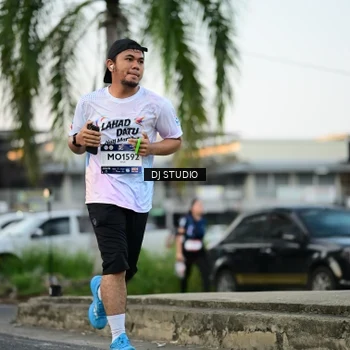 Runner Photo 7908224