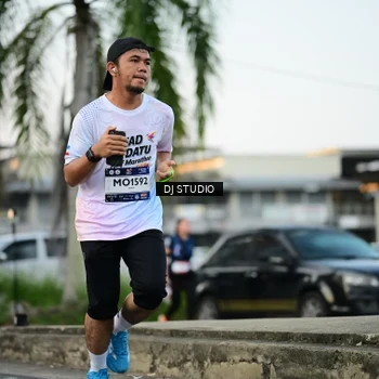 Runner Photo 7908235