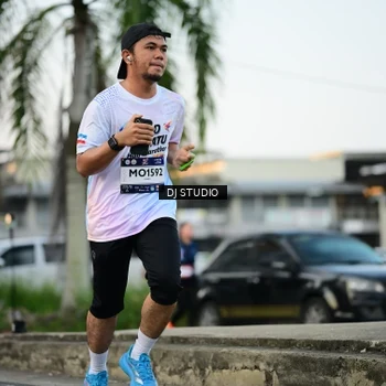 Runner Photo 7908238