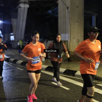 Runner Photo 7908243