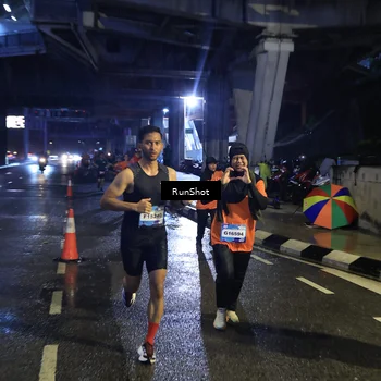 Runner Photo 7908246
