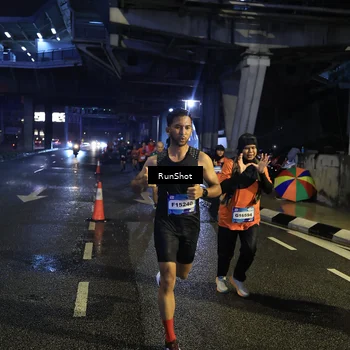 Runner Photo 7908248
