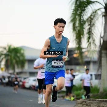 Runner Photo 7908261