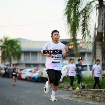 Runner Photo 7908268