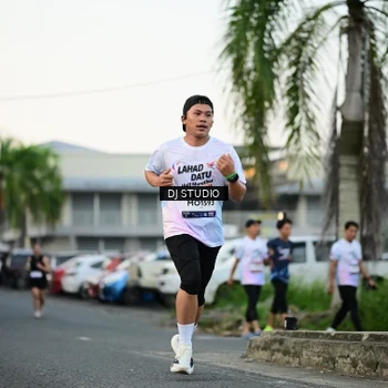 Runner Photo 7908269