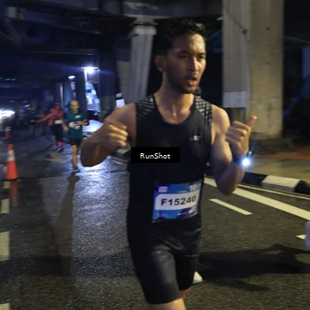 Runner Photo 7908271