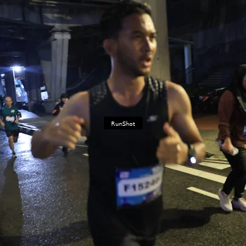 Runner Photo 7908272