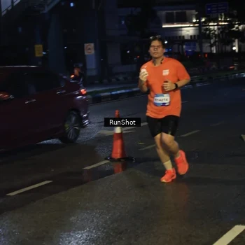 Runner Photo 7908274