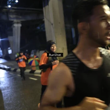 Runner Photo 7908283