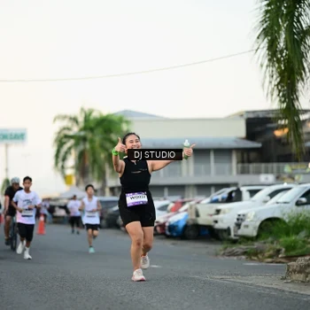 Runner Photo 7908290