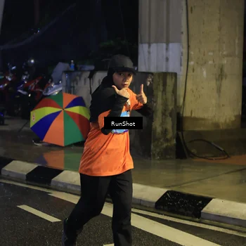 Runner Photo 7908291