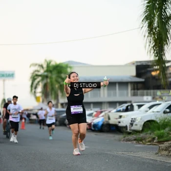 Runner Photo 7908293