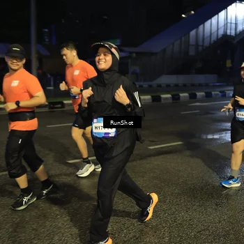 Runner Photo 7908295