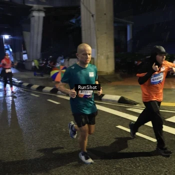 Runner Photo 7908322