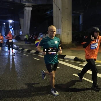 Runner Photo 7908323