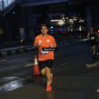 Runner Photo 7908374