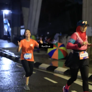 Runner Photo 7908376