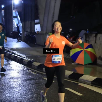 Runner Photo 7908380