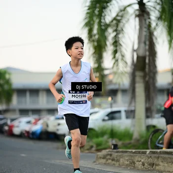 Runner Photo 7908385