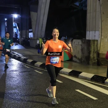 Runner Photo 7908386