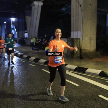 Runner Photo 7908391