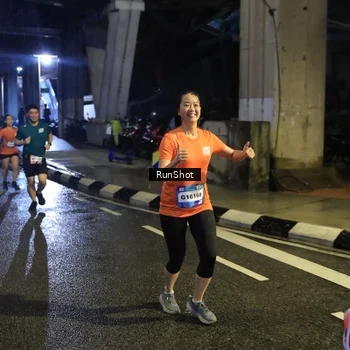 Runner Photo 7908392