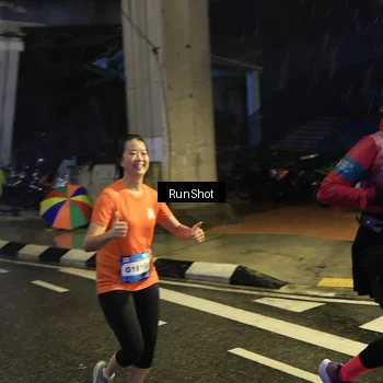 Runner Photo 7908400