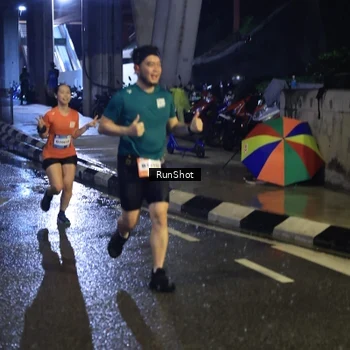 Runner Photo 7908407