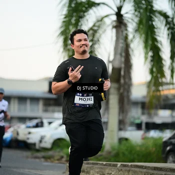 Runner Photo 7908415
