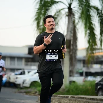 Runner Photo 7908419