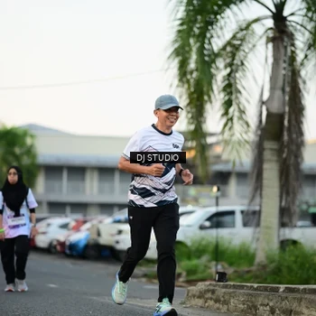 Runner Photo 7908431