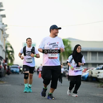 Runner Photo 7908461