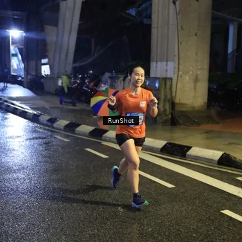 Runner Photo 7908463