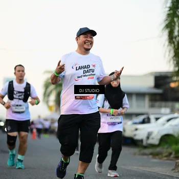 Runner Photo 7908470