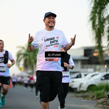 Runner Photo 7908473