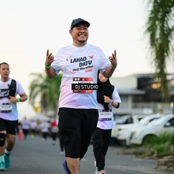 Runner Photo 7908474