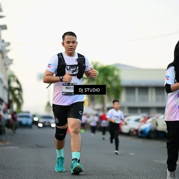 Runner Photo 7908488