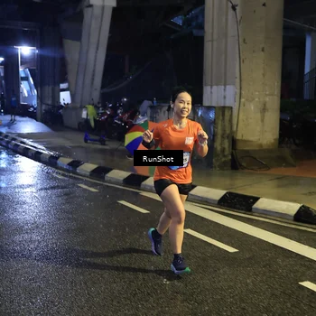 Runner Photo 7908504