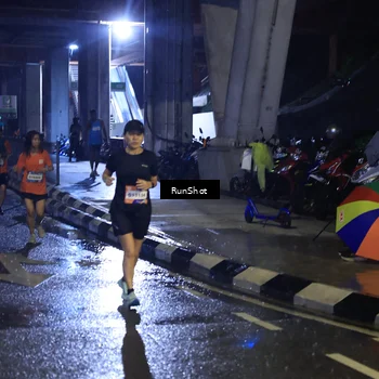 Runner Photo 7908515