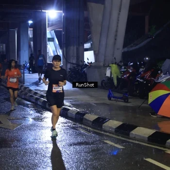 Runner Photo 7908516