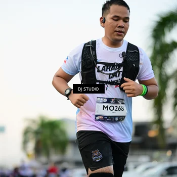 Runner Photo 7908518