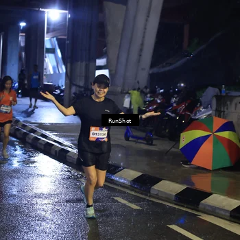 Runner Photo 7908524